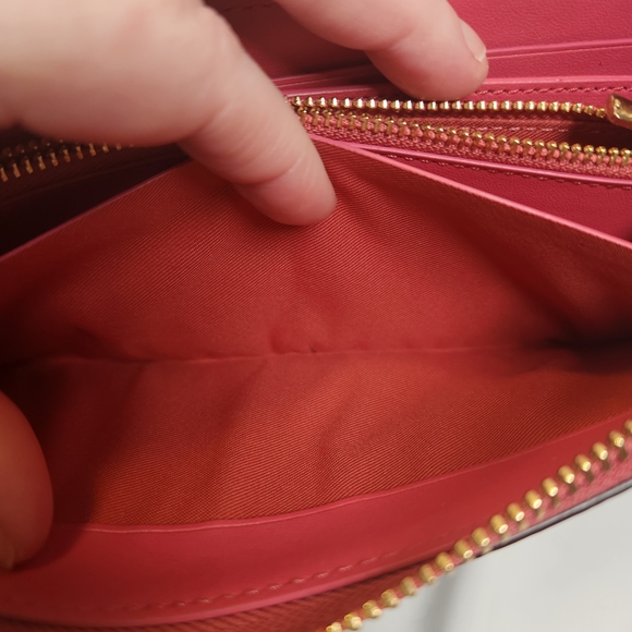 Coach Long Zip Around Leather Wallet Or Wristlet With Horse And Carriage - Picture 13 of 13